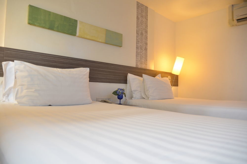 The Mini R Ratchada Hotel Банкок Екстериор снимка