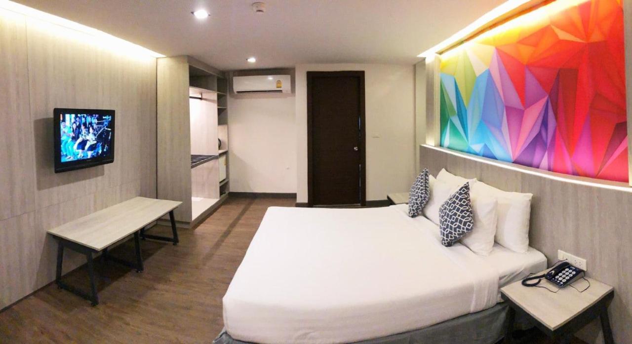 The Mini R Ratchada Hotel Банкок Екстериор снимка