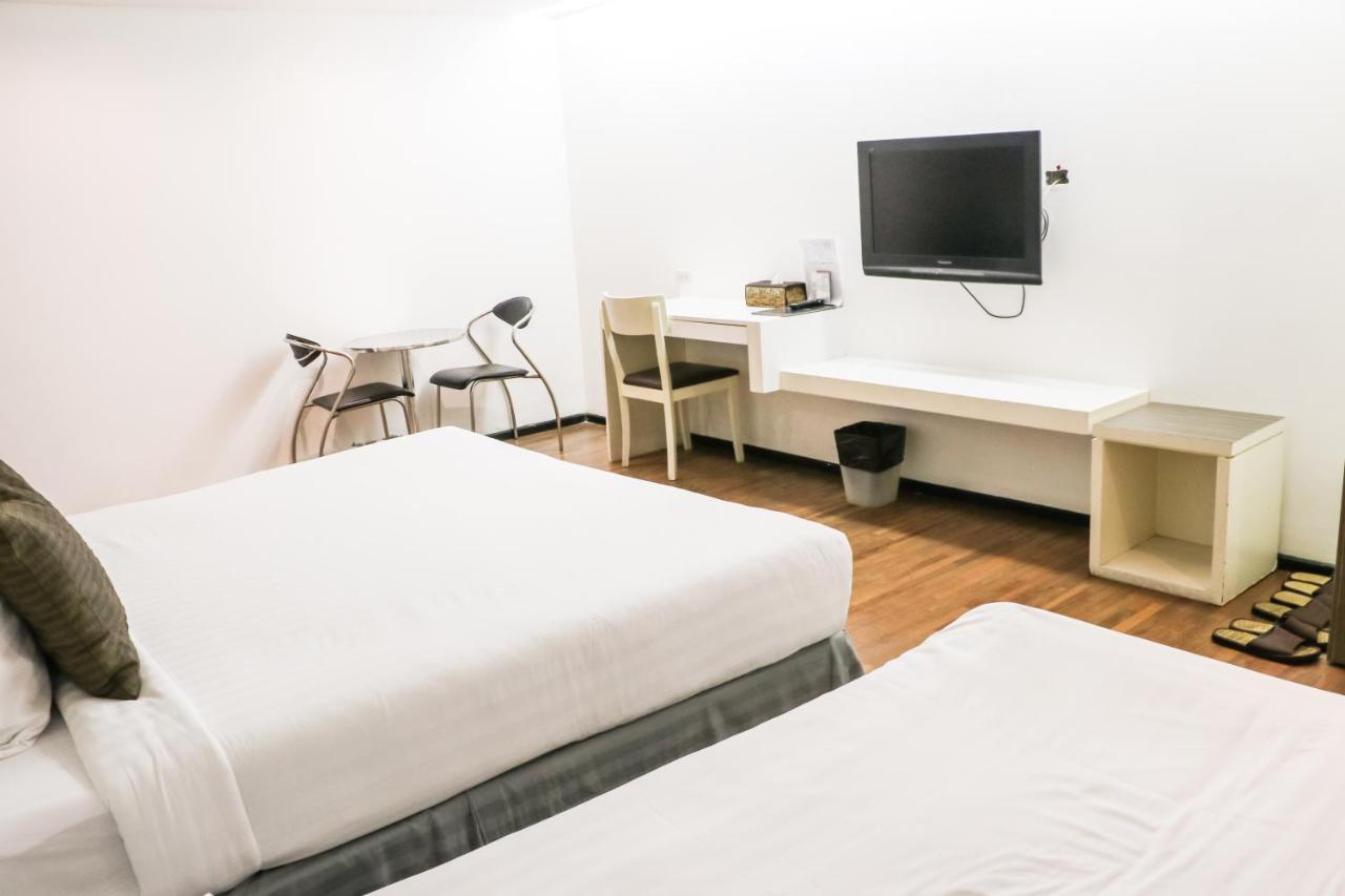 The Mini R Ratchada Hotel Банкок Екстериор снимка
