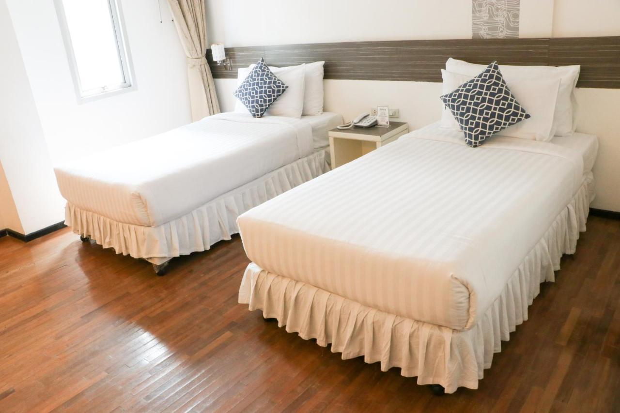 The Mini R Ratchada Hotel Банкок Екстериор снимка