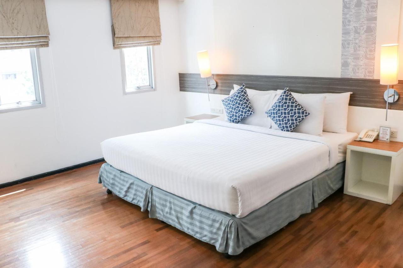 The Mini R Ratchada Hotel Банкок Екстериор снимка